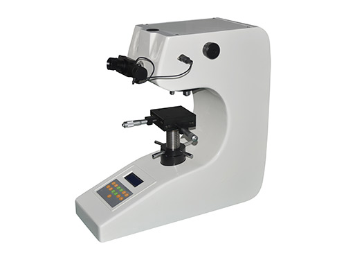 减少里氏洛氏硬度计检测小工件的误差方法